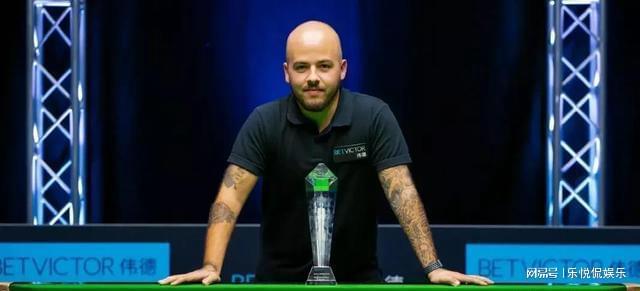 经涌现出一 经涌现出一