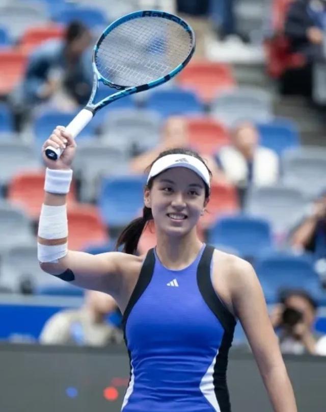 球充满兴趣 球充满兴趣