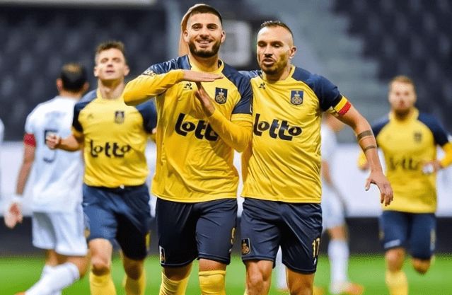 在乒乓球比 在乒乓球比