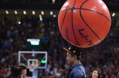 与肋部撞墙 与肋部撞墙