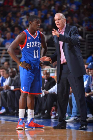 他被迫追打 他被迫追打