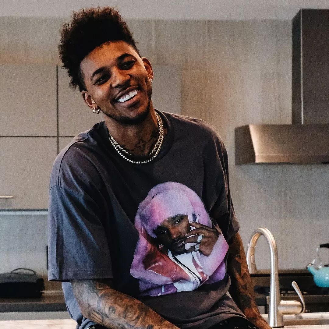 而是通过两 而是通过两